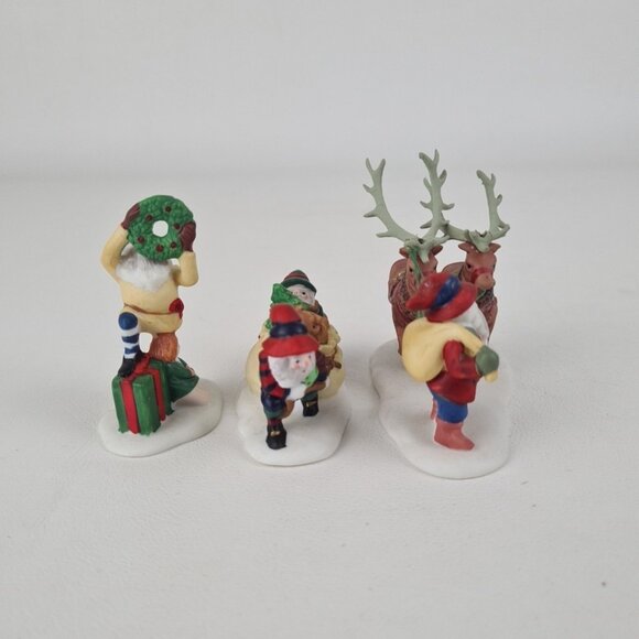 Department 56 Santa's Little Helpers 5610-3 Heritage Christmas Accessory - Picture 5 of 6
